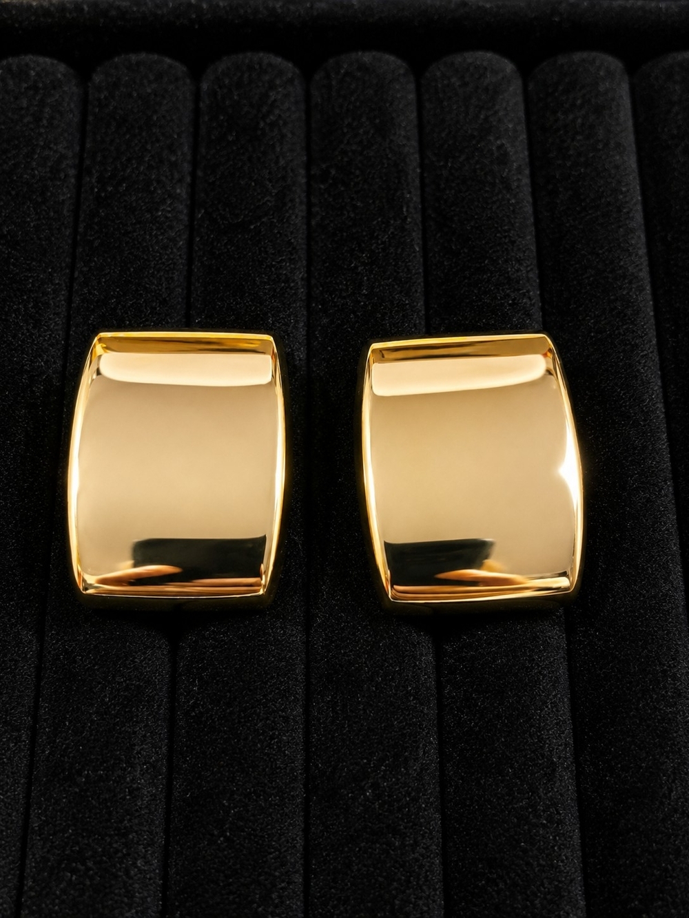 Vintage 1980s Oversized Gold Tone Pierced Statement Earrings Geometric